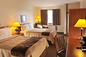 Stoney Creek Hotel 3*